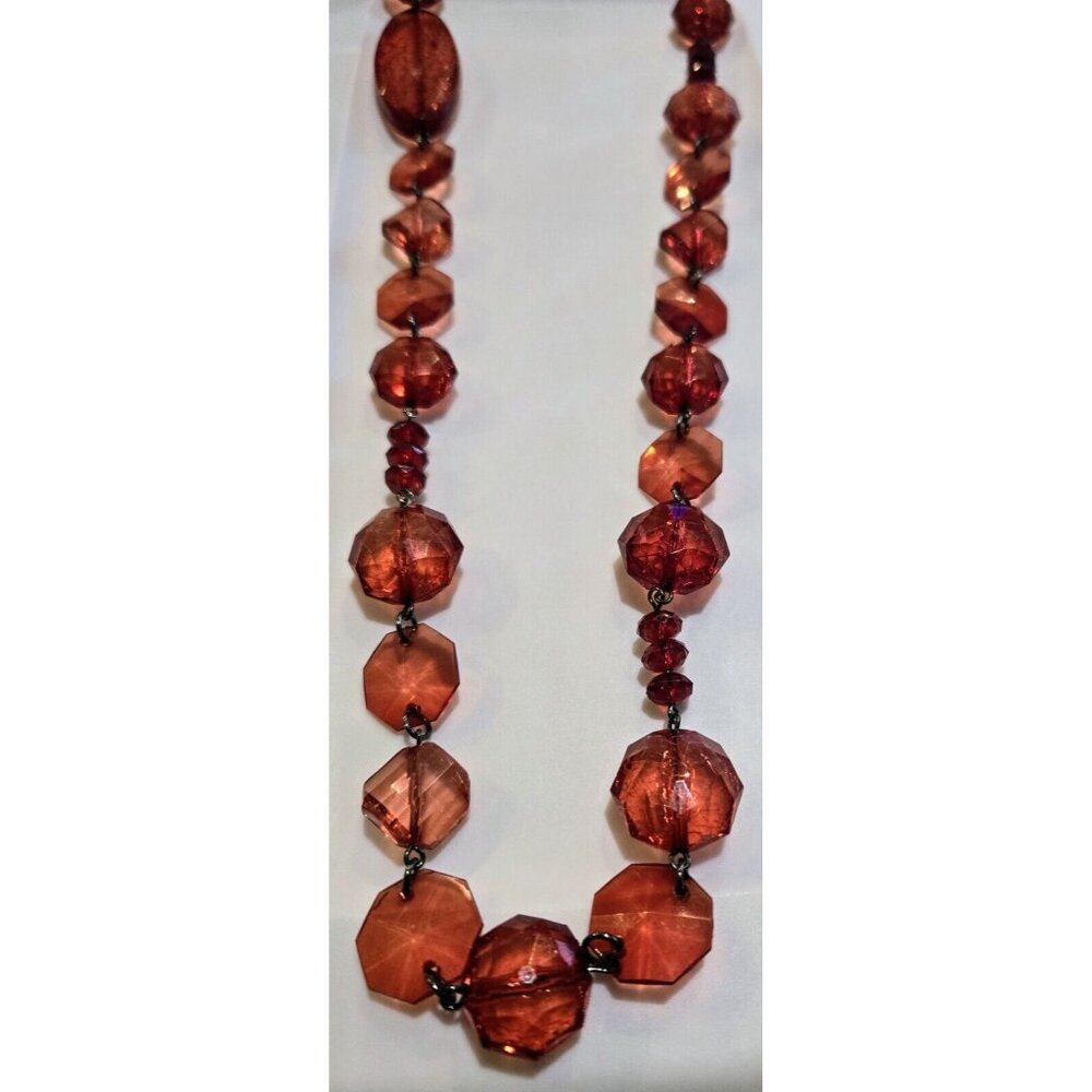Stunning Vintage Chunky Ruby Red Bead Necklace Faceted Acrylic Beads 26" Drop - Picture 7 of 9